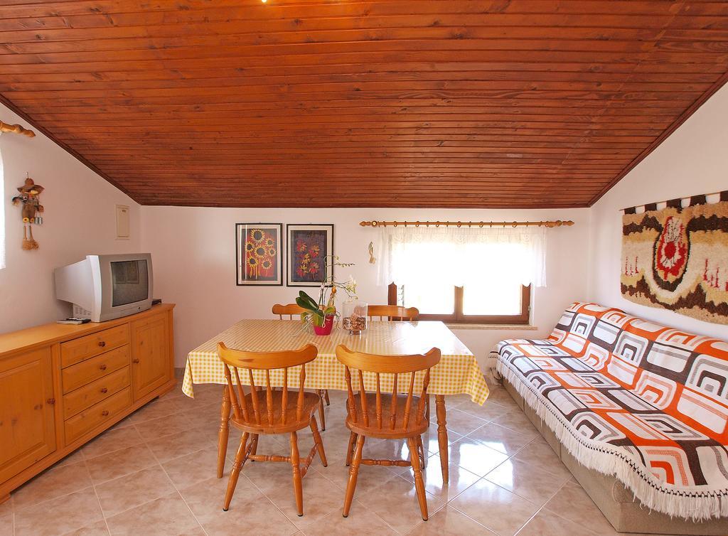 Apartment Vrcevan 895 Medulin Buitenkant foto